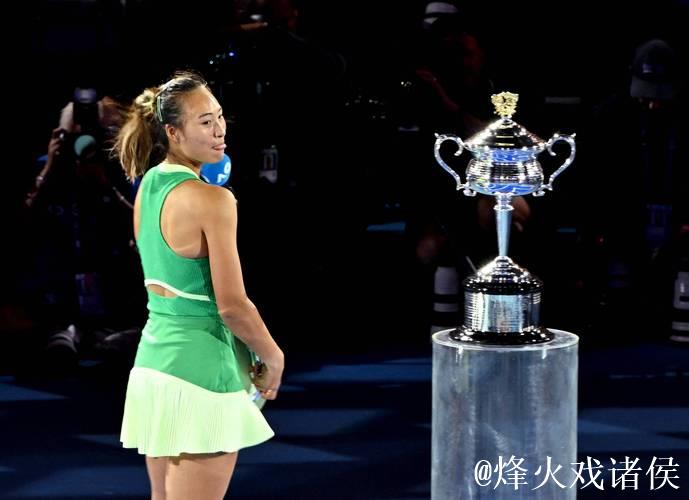 郑钦文再度加冕WTA最受欢迎女单球员! 郑钦文再度加冕WTA最受欢迎女单球员!